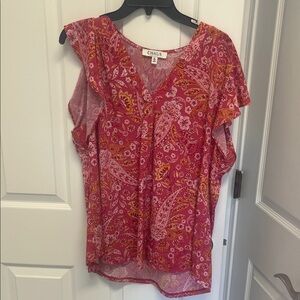 Chaus Pink Paisley V-Neck Flutter Sleeve Blouse with Gold Accents